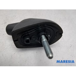 Peugeot - 108 - Antenna