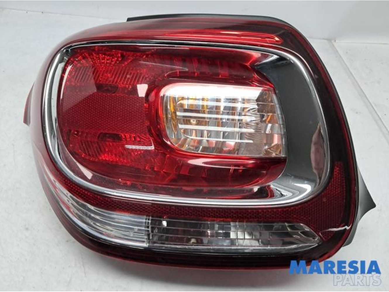 Citroen - DS3 - Taillight, left