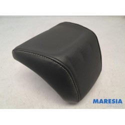 Citroen - DS3 - Headrest
