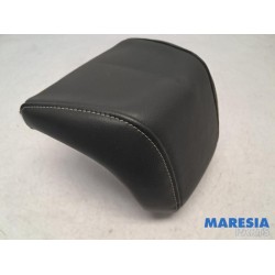 Citroen - DS3 - Headrest