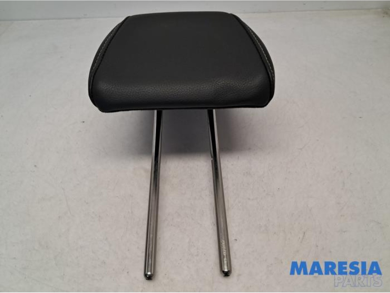 Citroen - DS3 - Headrest