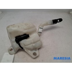 Fiat - Punto - Front windscreen washer reservoir