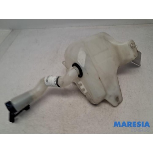 Fiat - Punto - Front windscreen washer reservoir