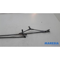 Peugeot - 308 - Wiper mechanism