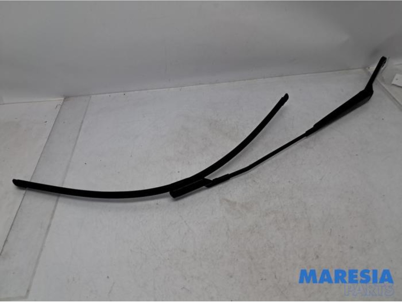 Peugeot - 308 - Front wiper arm
