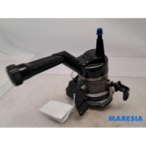 Peugeot - 308 - Power steering pump