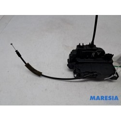 Renault - Grand Scenic - Front door lock mechanism 4-door, right