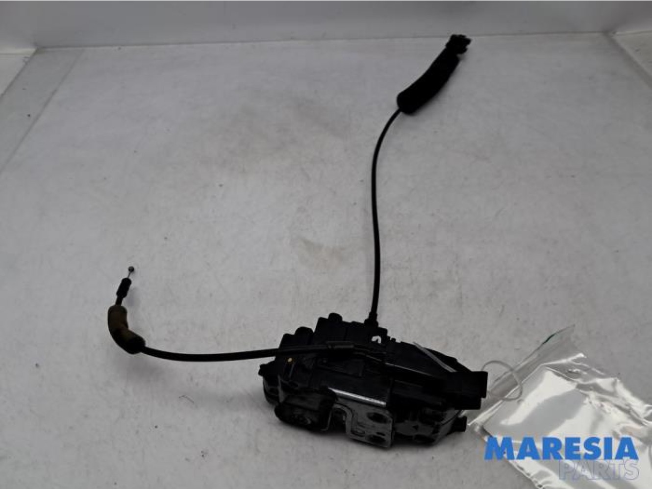 Renault - Grand Scenic - Front door lock mechanism 4-door, right