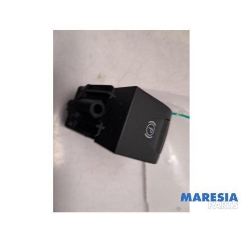 Renault - Grand Scenic - Parking brake switch