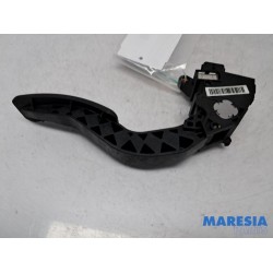 Renault - Grand Scenic - Accelerator pedal