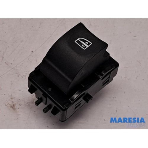 Renault - Grand Scenic - Electric window switch