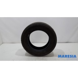 Renault - Trafic - Tyre