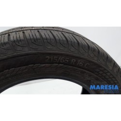 Renault - Trafic - Tyre