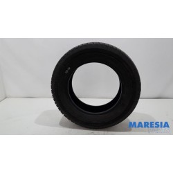 Renault - Trafic - Tyre