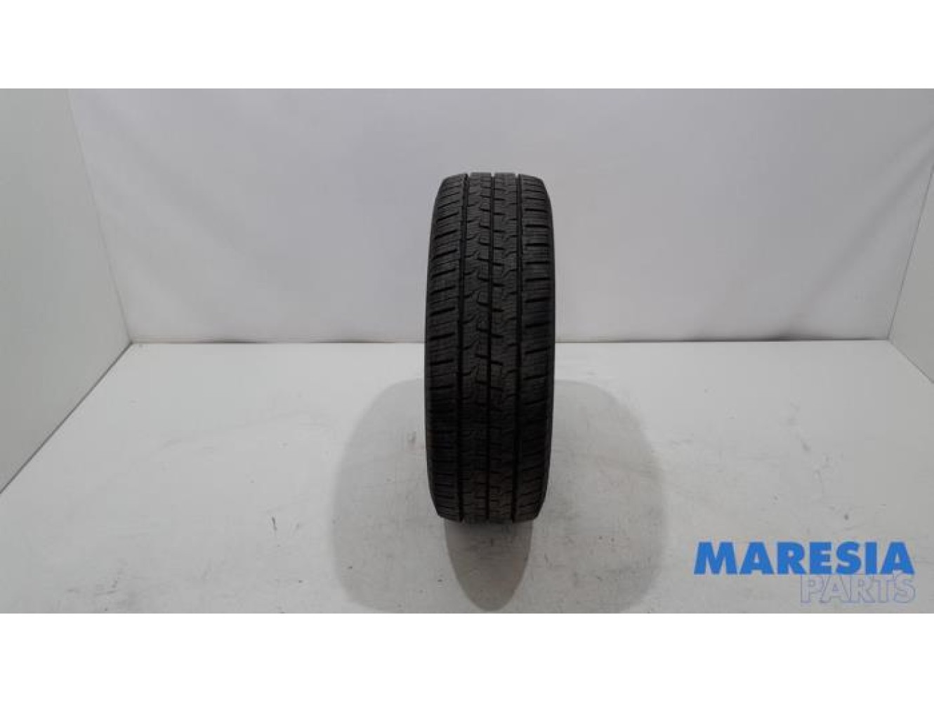 Renault - Trafic - Tyre