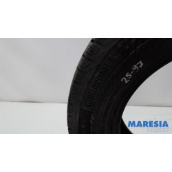 Renault - Trafic - Tyre