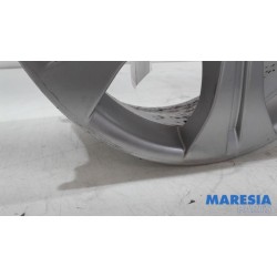 Renault - Megane - Wheel
