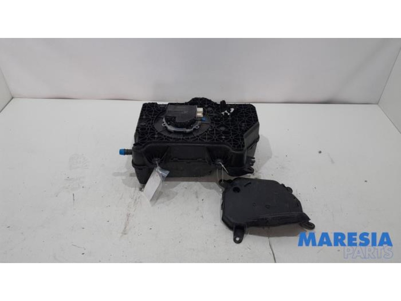 Renault - Trafic - Adblue tank