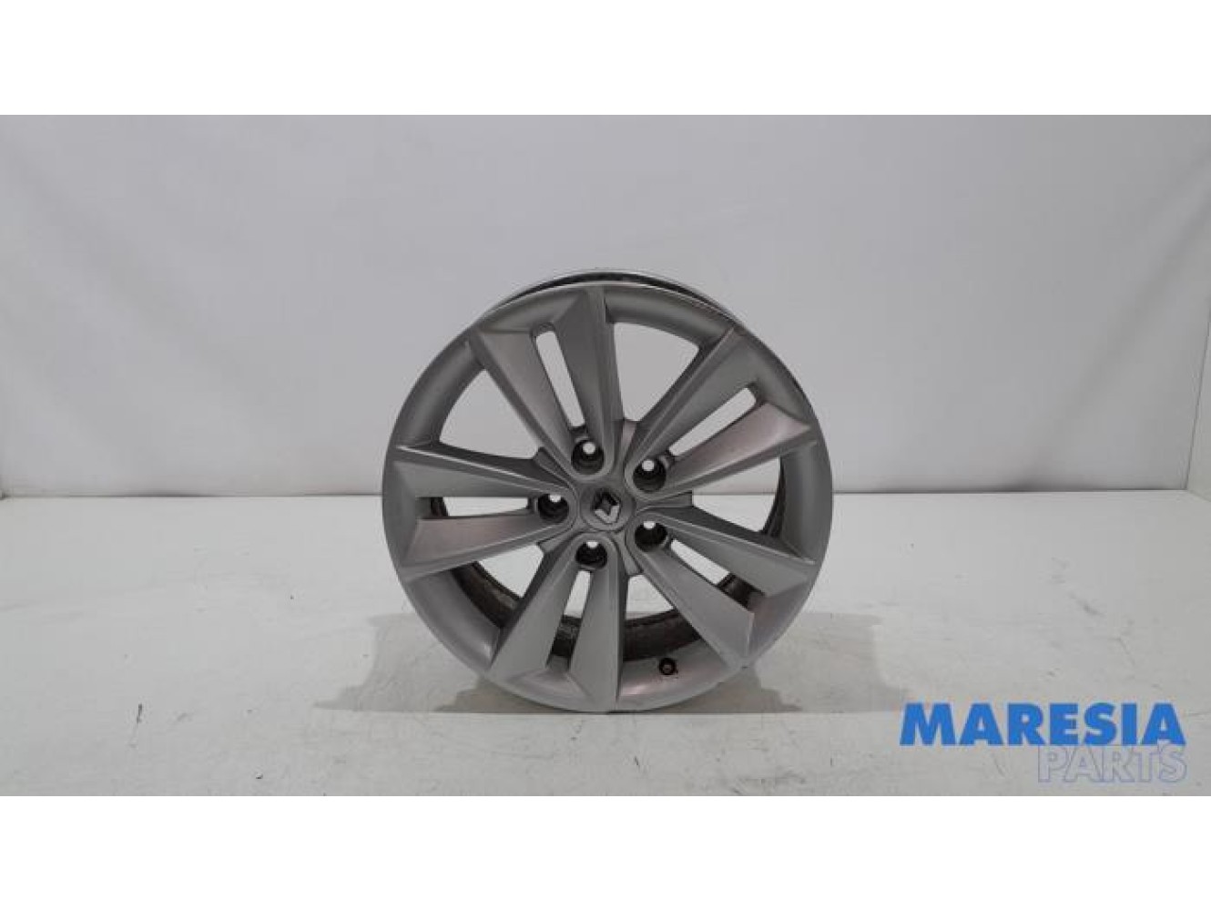 Renault - Grand Scenic - Wheel