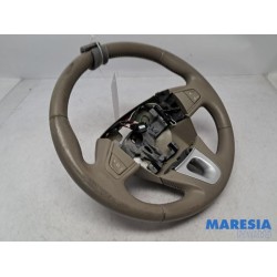 Renault - Grand Scenic - Volant