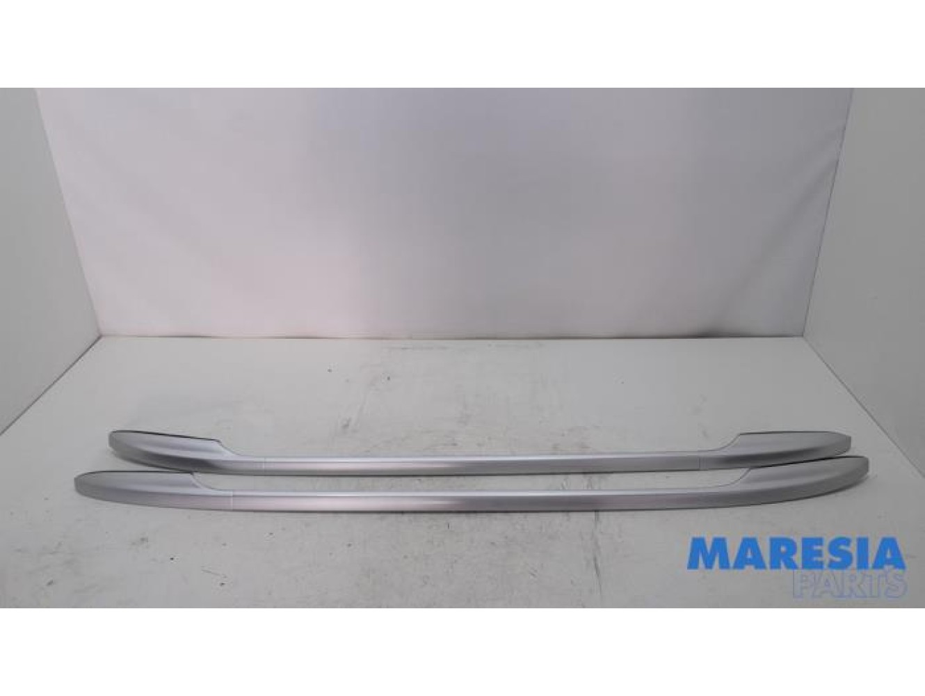 Renault - Megane - Kit rails de toit