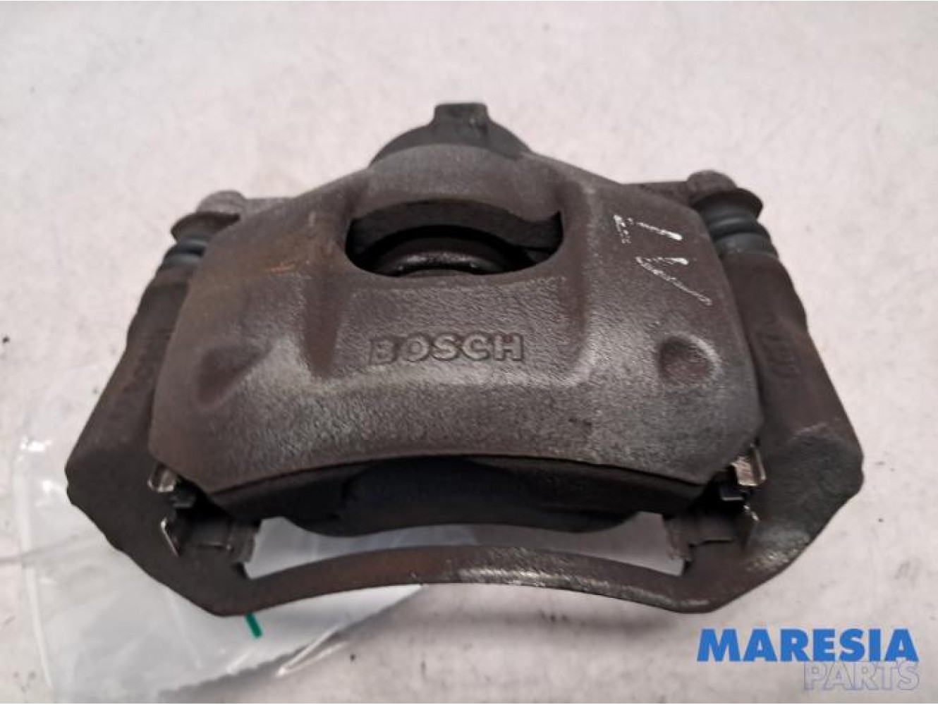 Peugeot - 108 - Front brake calliper, left