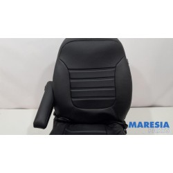 Renault - Trafic - Stoel links