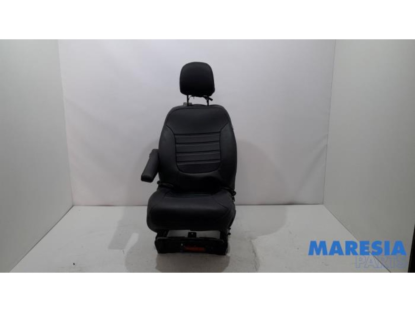 Renault - Trafic - Stoel links