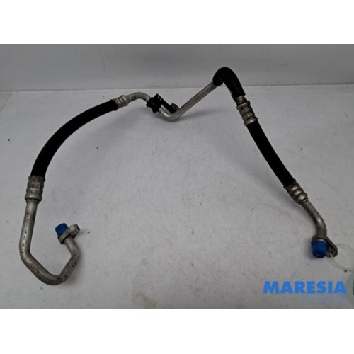 Renault - Grand Scenic - Air conditioning line