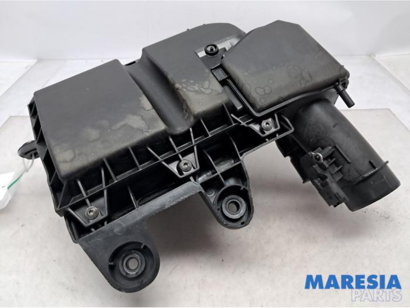 Opel - Combo - Air box
