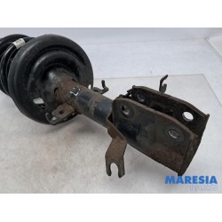 Renault - Grand Scenic - Front shock absorber rod, left