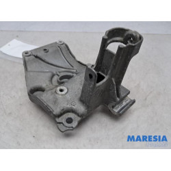 Opel - Combo - Air conditioning bracket