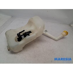 Renault - Grand Scenic - Front windscreen washer reservoir