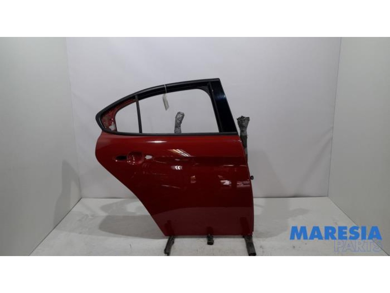 Alfa Romeo - Giulia - Rear door 4-door, right