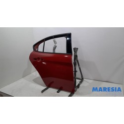 Alfa Romeo - Giulia - Rear door 4-door, right