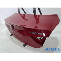 Alfa Romeo - Giulia - Tailgate