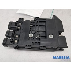 Renault - Grand Scenic - Spannungsregler