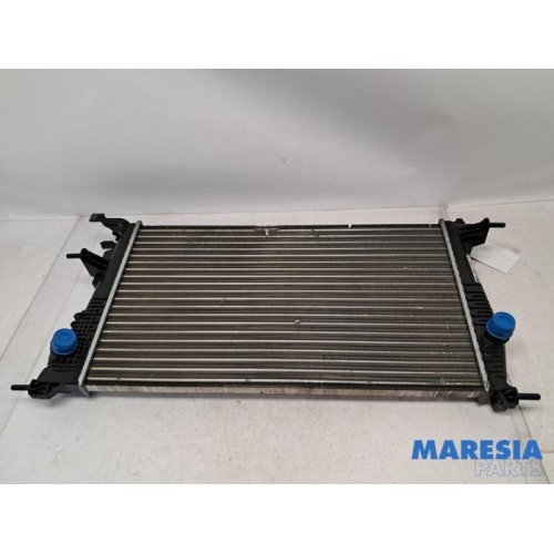 Renault - Megane - Radiateur