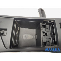 Alfa Romeo - Giulia - Middle console
