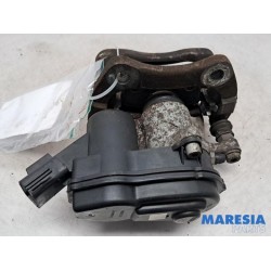 Renault - Megane - Rear brake calliper, right