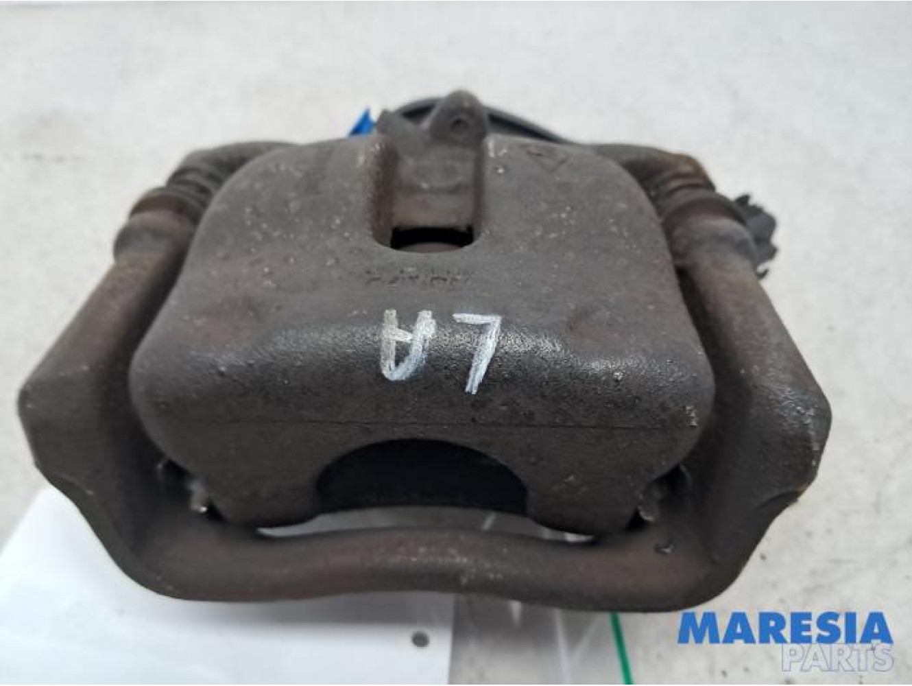 Renault - Megane - Rear brake calliper, left