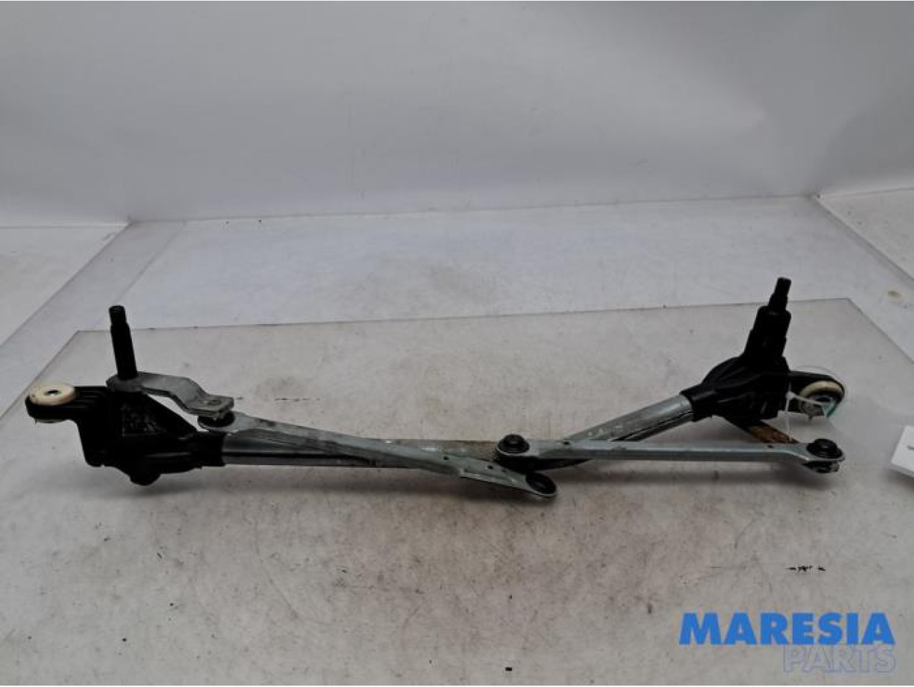 Renault - Megane - Wiper mechanism