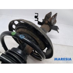 Renault - Megane - Front shock absorber rod, left