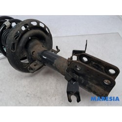 Renault - Megane - Front shock absorber rod, left
