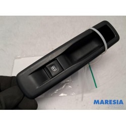 Renault - Megane - Electric window switch