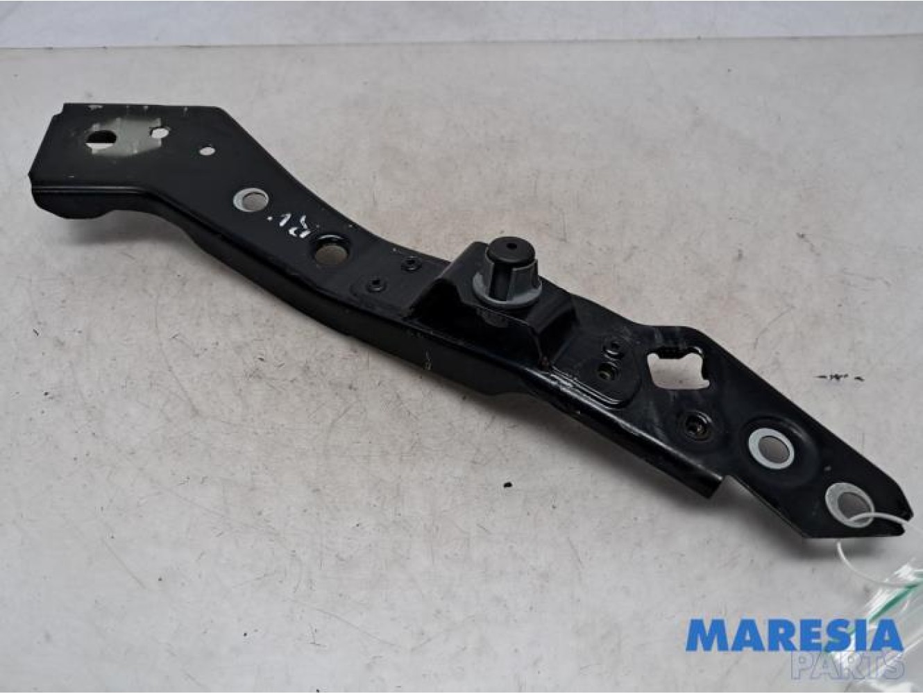 Renault - Megane - Front panel