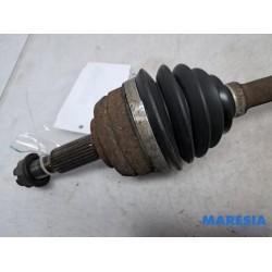 Renault - Megane - Aandrijfas links-voor