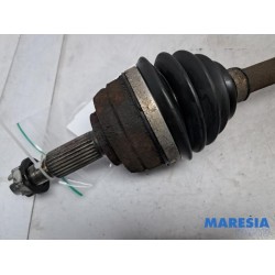 Renault - Megane - Front drive shaft, right