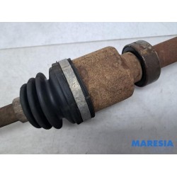 Renault - Megane - Front drive shaft, right