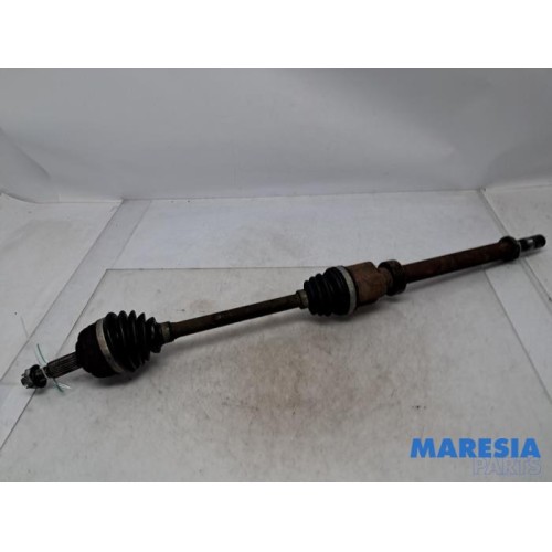Renault - Megane - Front drive shaft, right
